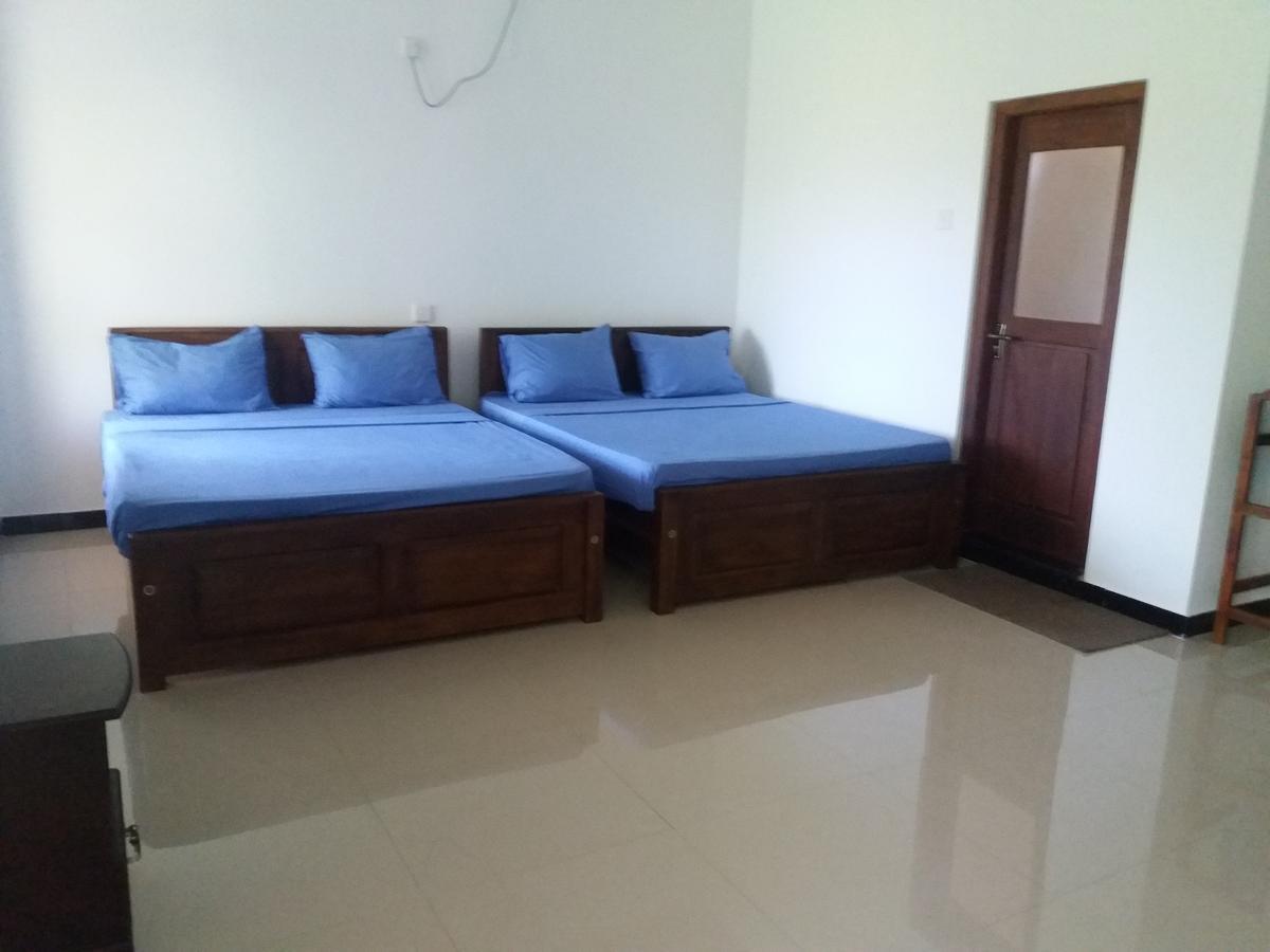 Amawin Resort Hambantota Exterior photo
